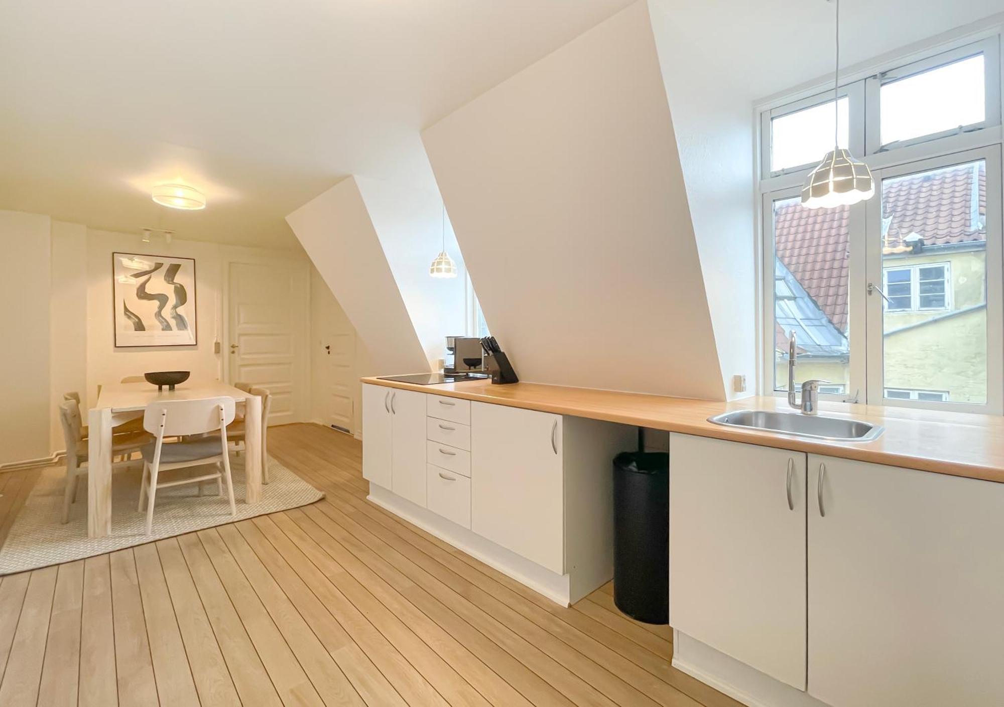 קופנהגן Rustic & Cozy 2Br In Heart Of Cph City By Stroget מראה חיצוני תמונה